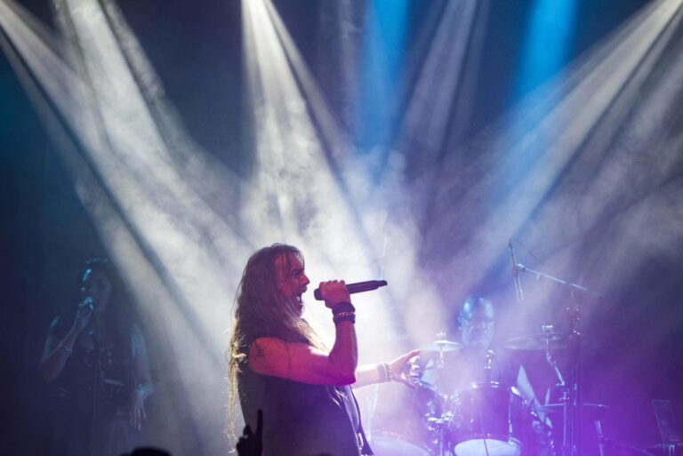 Oscar Lecina (Vocalista) - BCN JOVI