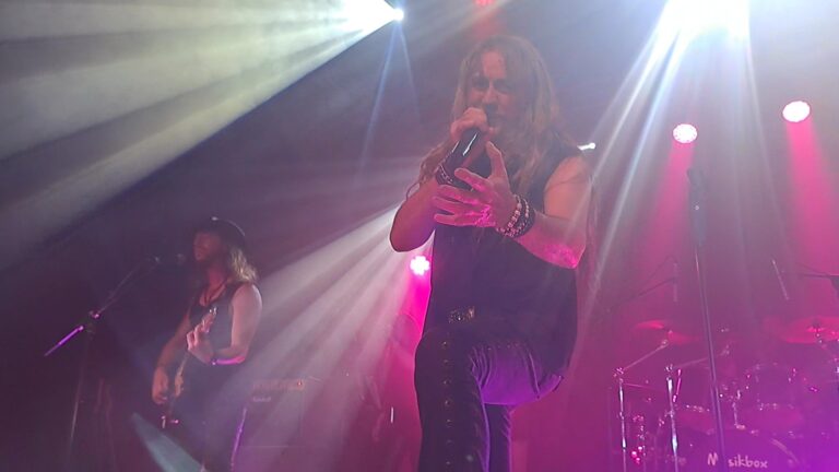 Oscar Lecina (Vocalista) - BCN JOVI